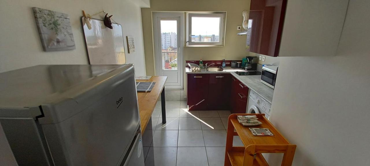 Ferienwohnung La Dolce Vita -T2 52m2- dernier étage- terrasse-parking-WIFI FIBRE Tarbes Exterior foto