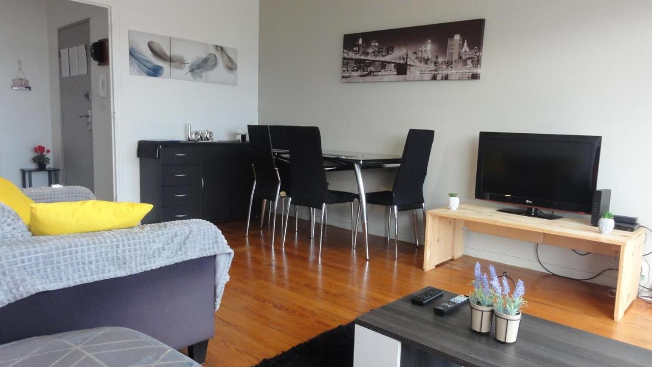 Ferienwohnung La Dolce Vita -T2 52m2- dernier étage- terrasse-parking-WIFI FIBRE Tarbes Exterior foto